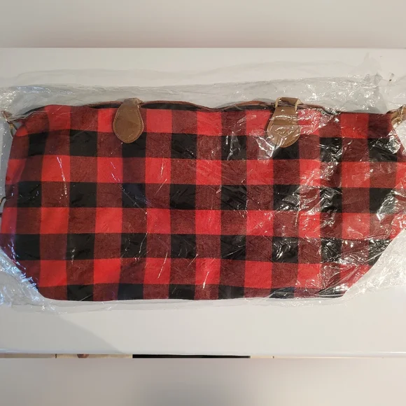 Red & Black Buffalo Print Duffel Bag🔥 - Picture 5 of 6